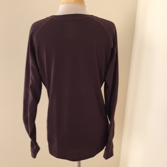 Carhartt womenswear large base force tee has crew tee. - Picture 6 of 10